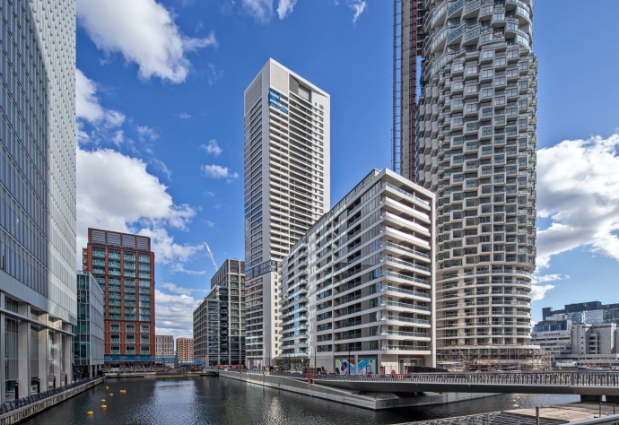 Living at Canary Wharf: The Best London Property To Buy & Rent - Canary