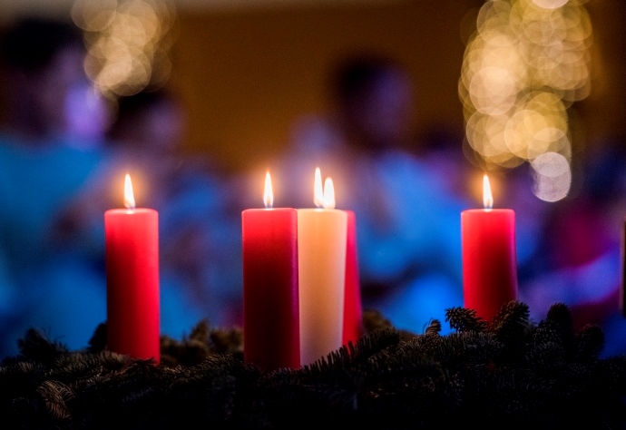 Carols & Candles Service