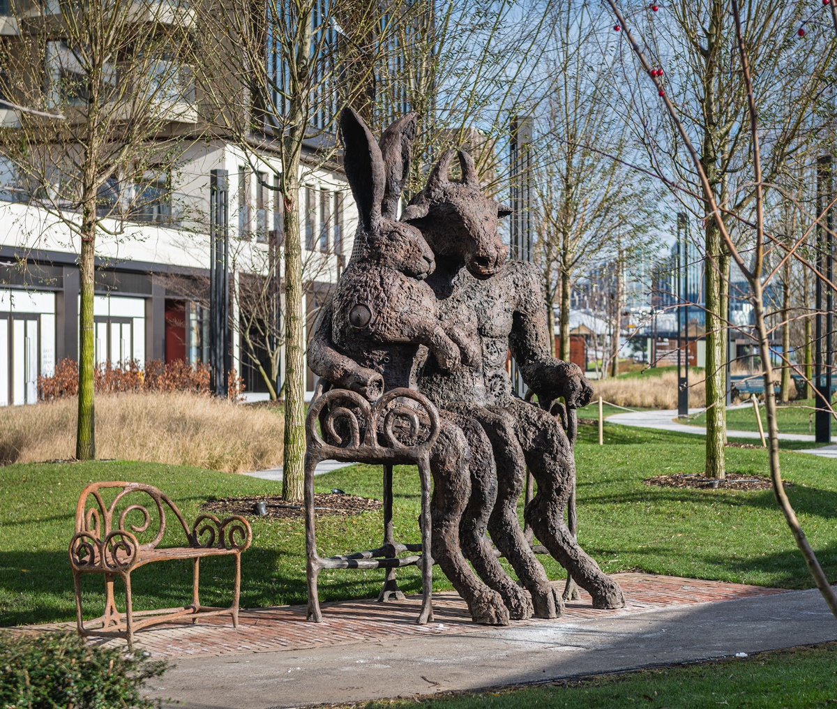 Sophie Ryder: Minotaur and Hare on Bench