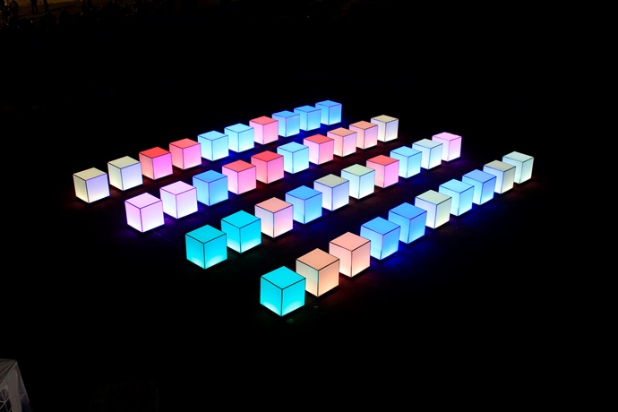 40 Hexaedron by Pierre Ranzini//Mad Rhizome Production