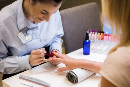 Manicure at London Grace