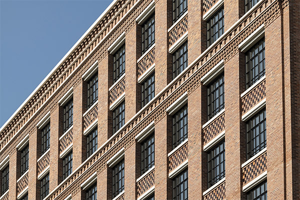 Exterior 8 Harbord Square