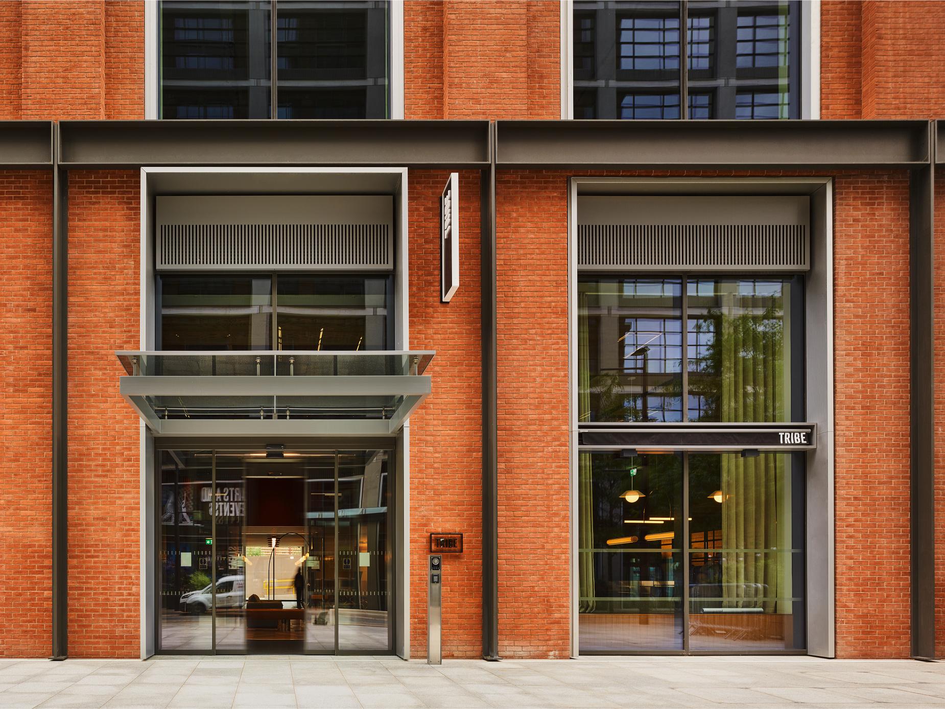 Stay At Tribe London Canary Wharf