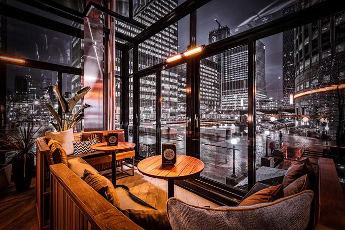 Late night hotspots and cocktails in Canary Wharf