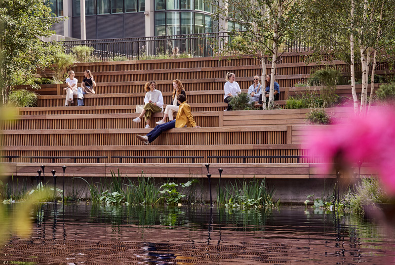 Top 10 Things to See & Do in Canary Wharf this October