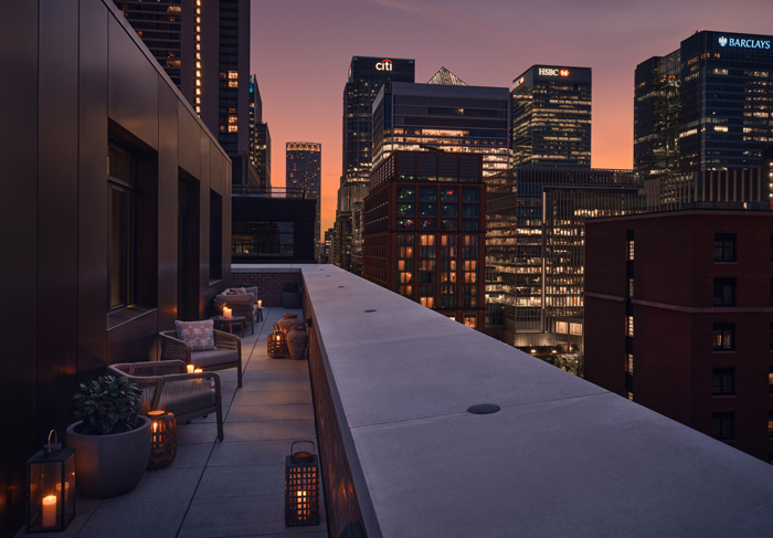 rooftop apartment in Canary wharf