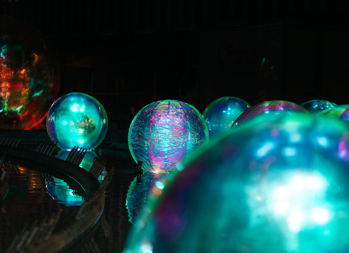 Light orbs in Canary wharf