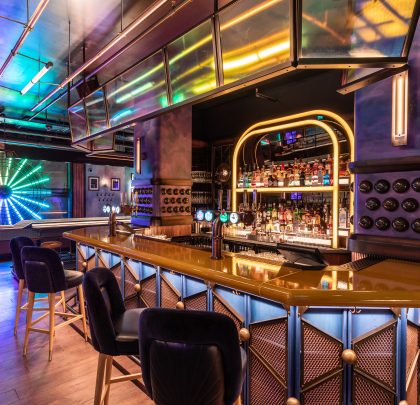 Sunshine & Socialising: Summer Socials in Canary Wharf